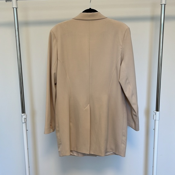 Tyler Blazer - Picture 6 of 11